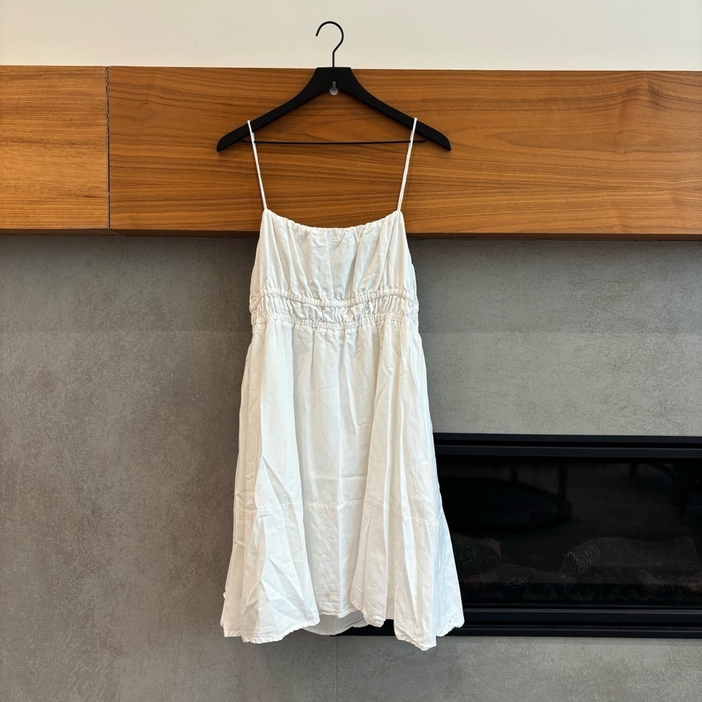 NWT Emilia George Mini White Dress, Size M/L‎